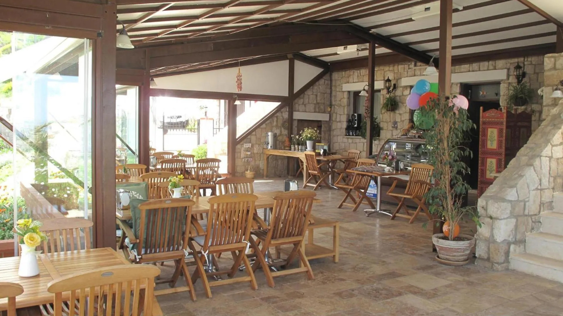 Nergis Hotel Karaburun  0*, Karaburun (Izmir)