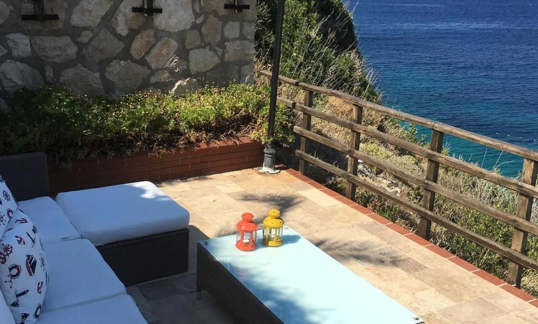 Nergis Hotel Karaburun  0*, Karaburun (Izmir) Turcja